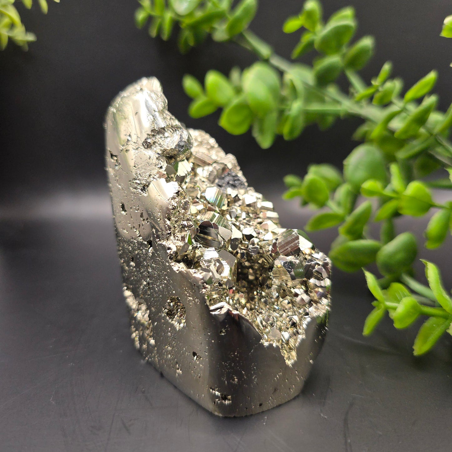 Pyrite freeform from Peru