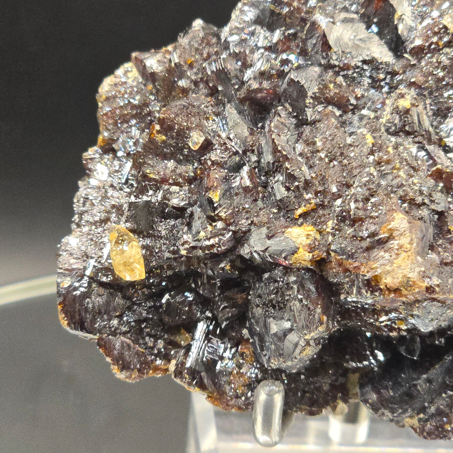Sphalerite w calcite from Elmwood Mine Tennessee