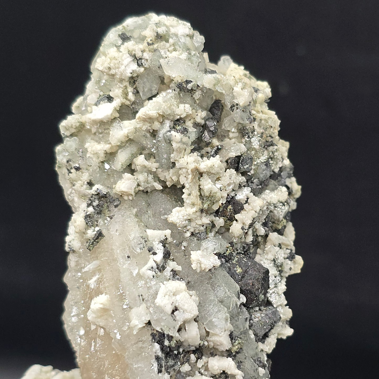 Quartz w Hematite from Inner Mongolia
