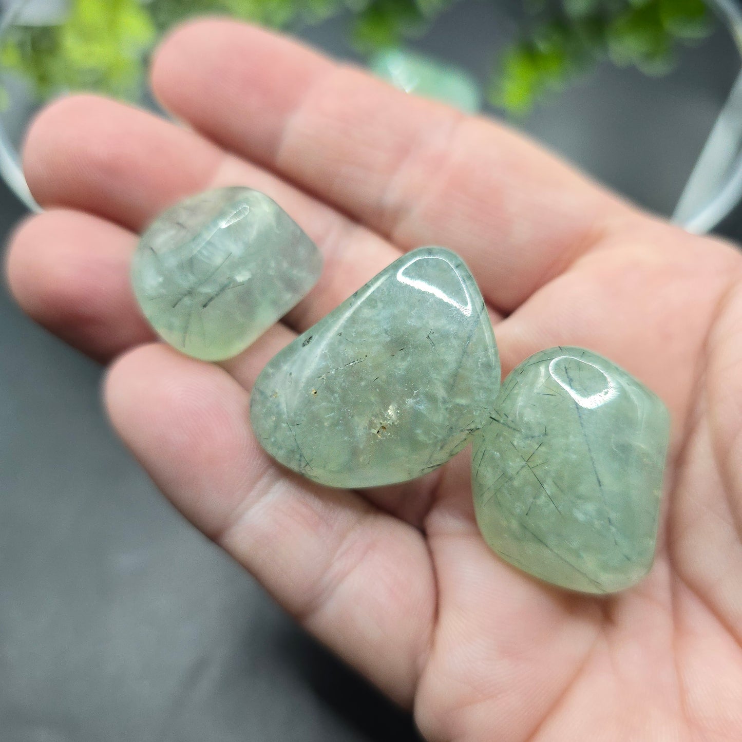 Prehnite tumble