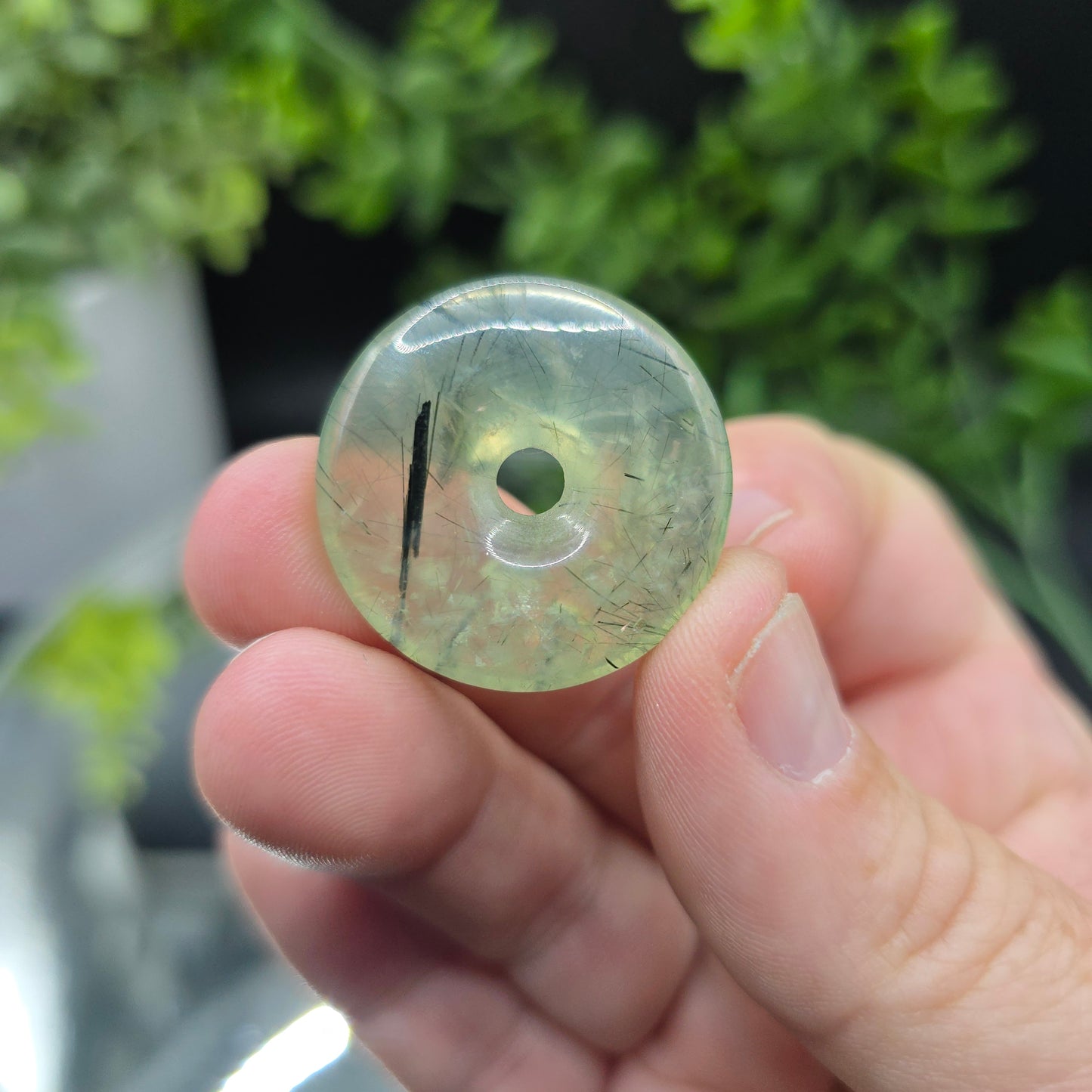 Prehnite donut