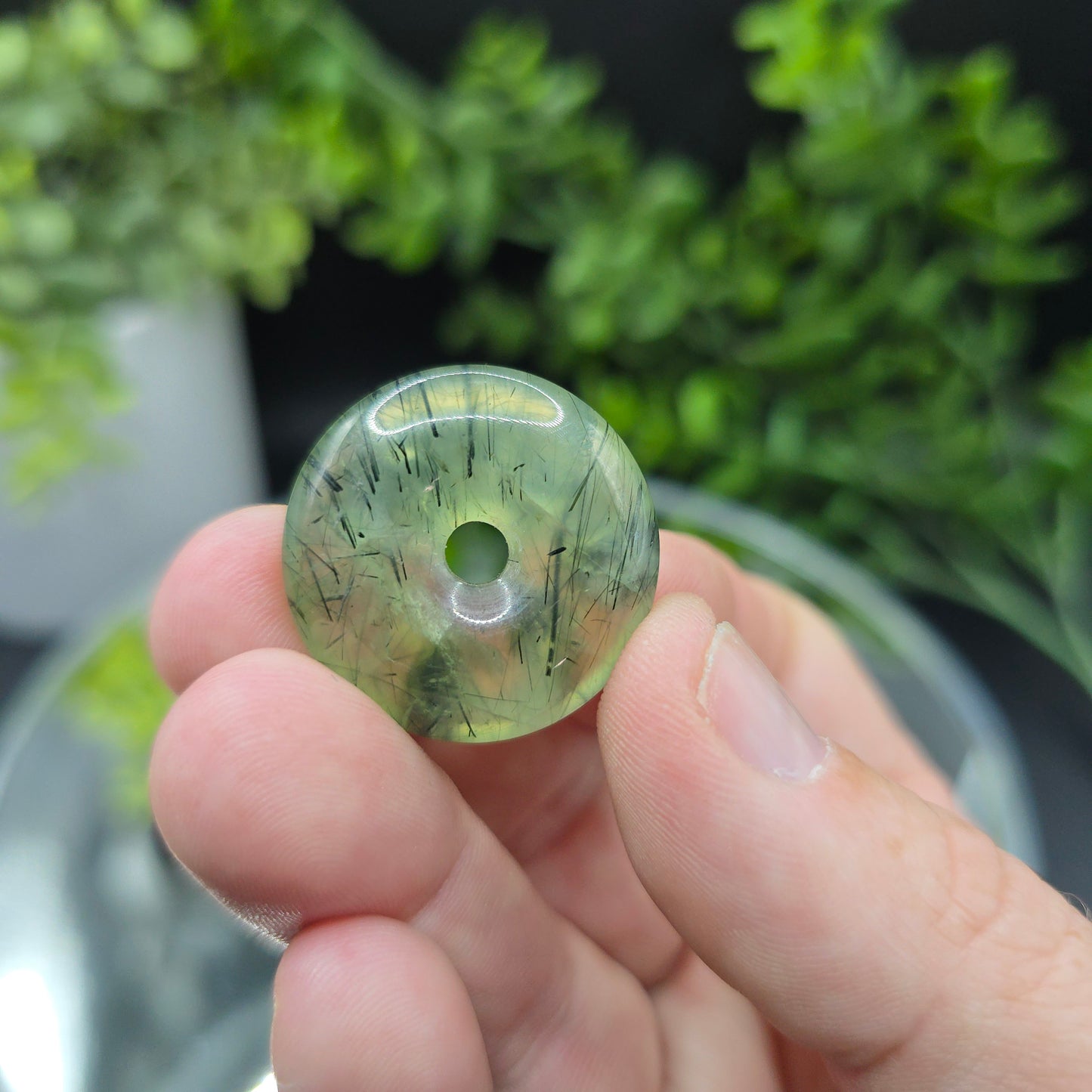 Prehnite donut