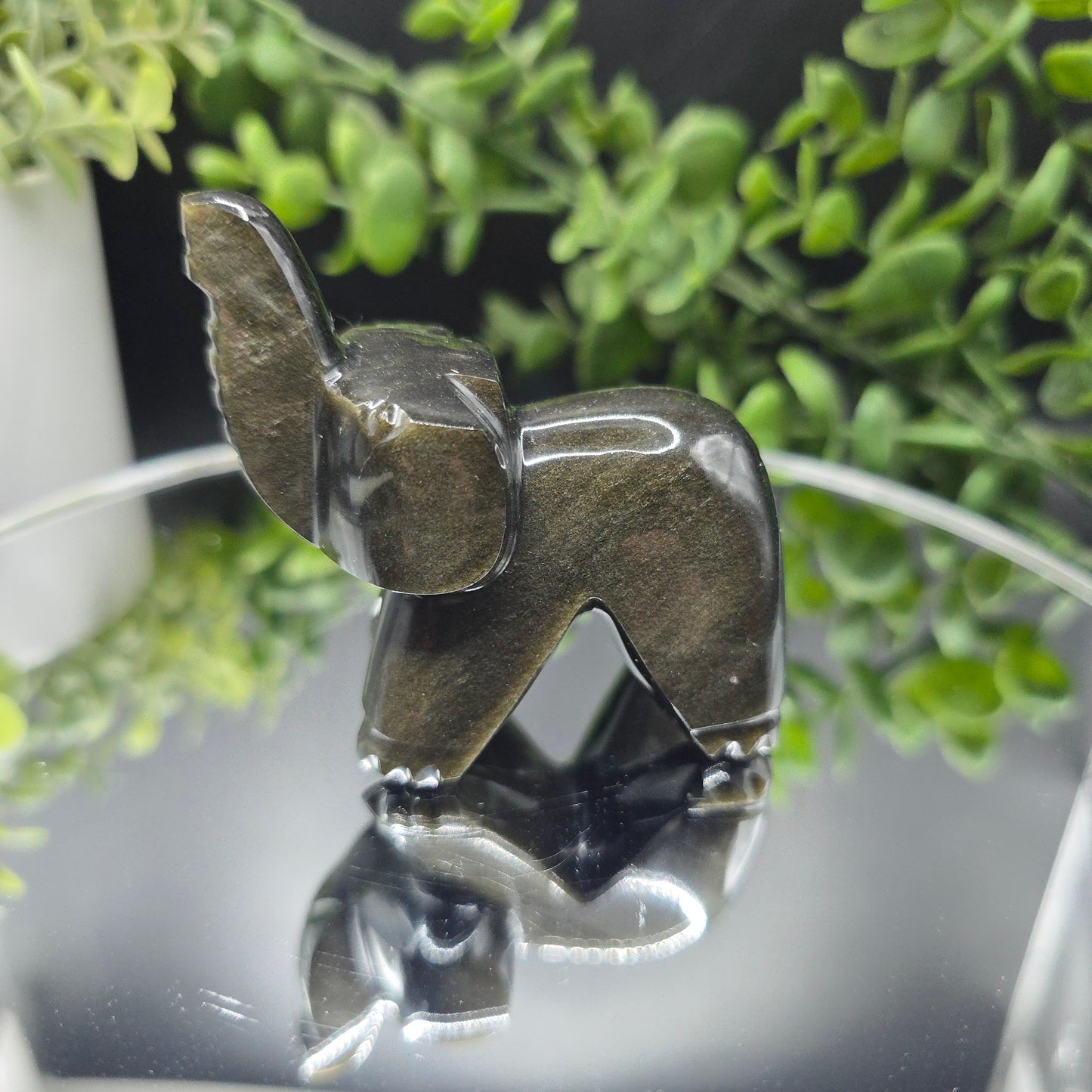 Obsidian elephant