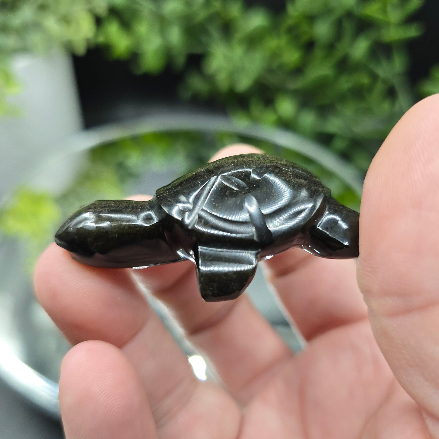Obsidian carved turtle