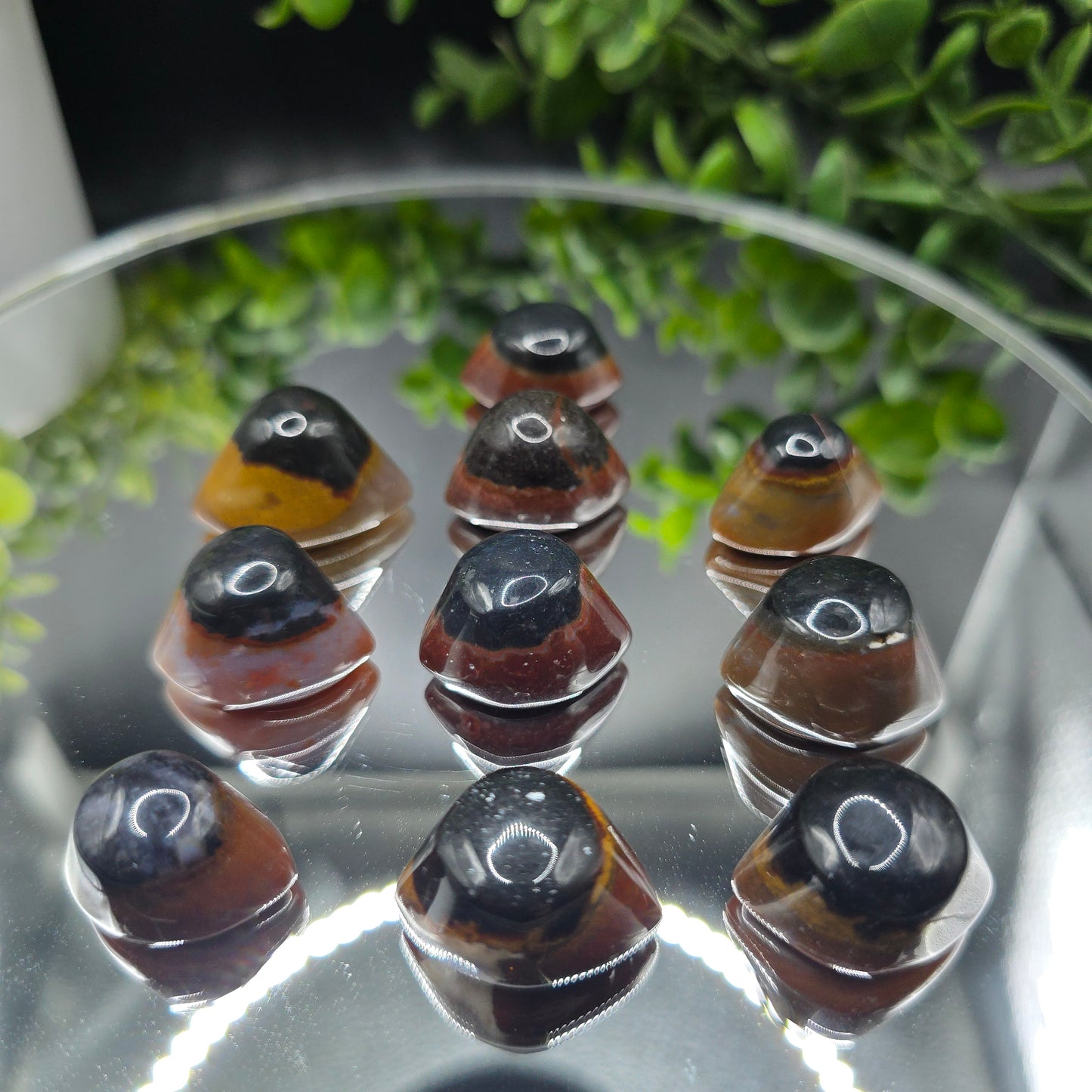 Agate eye