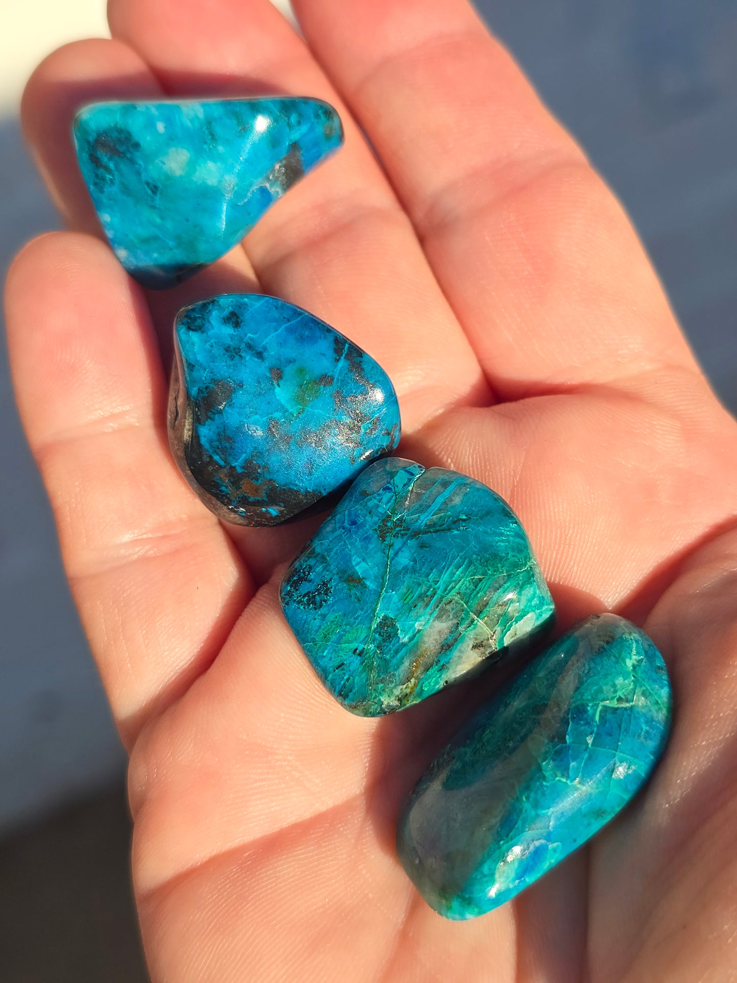 Chrysocolla w Malachite and galena tumble