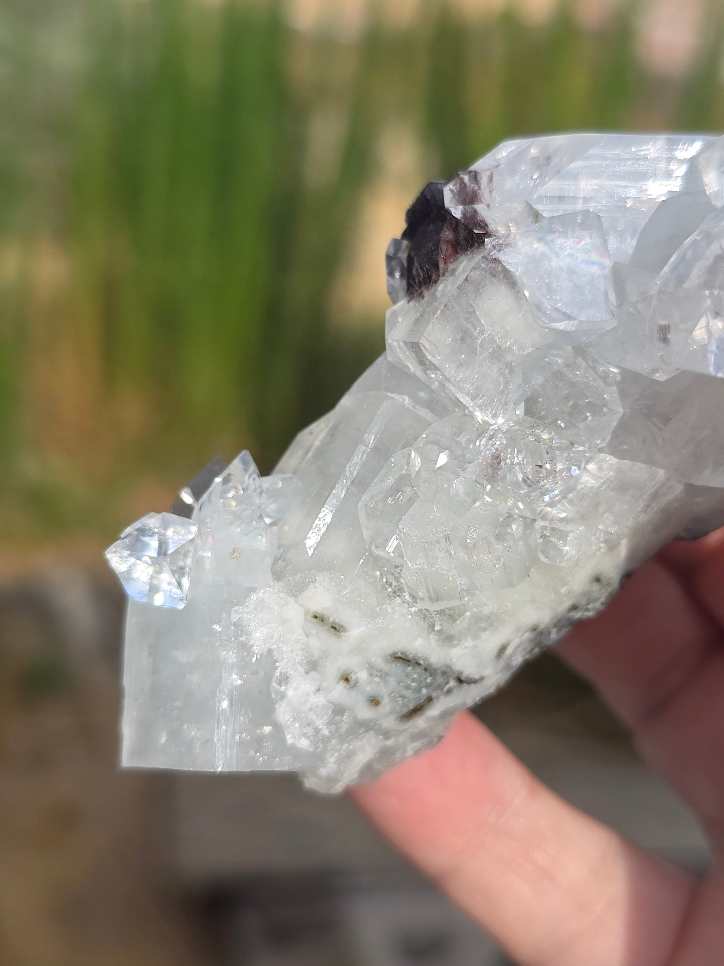 Apophyllite w stilbite and hematite India