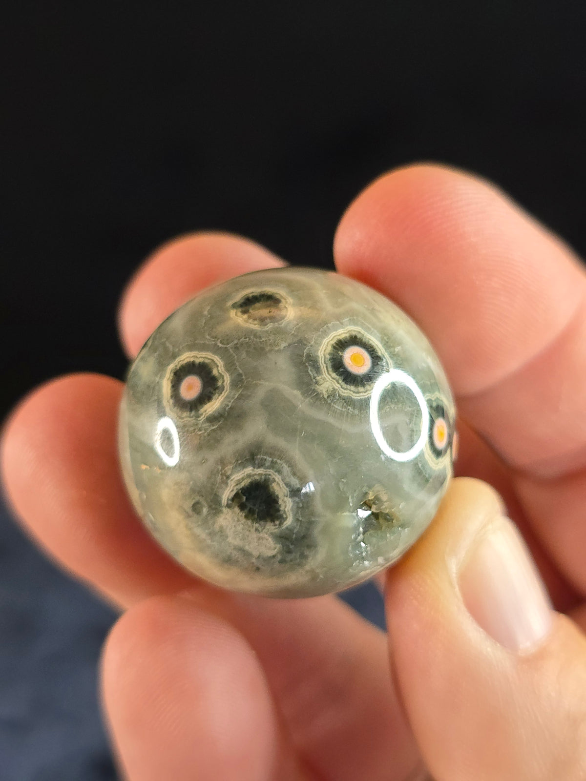 Ocean jasper vein 1-2 sphere Madagascar