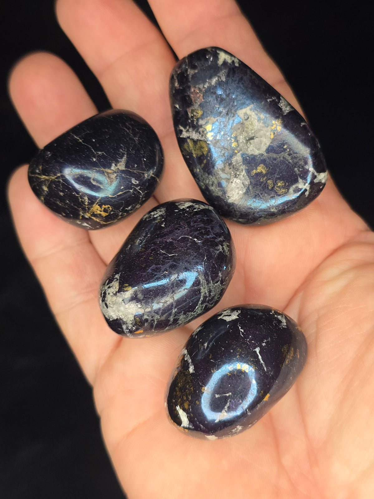 Covellite tumble Peru