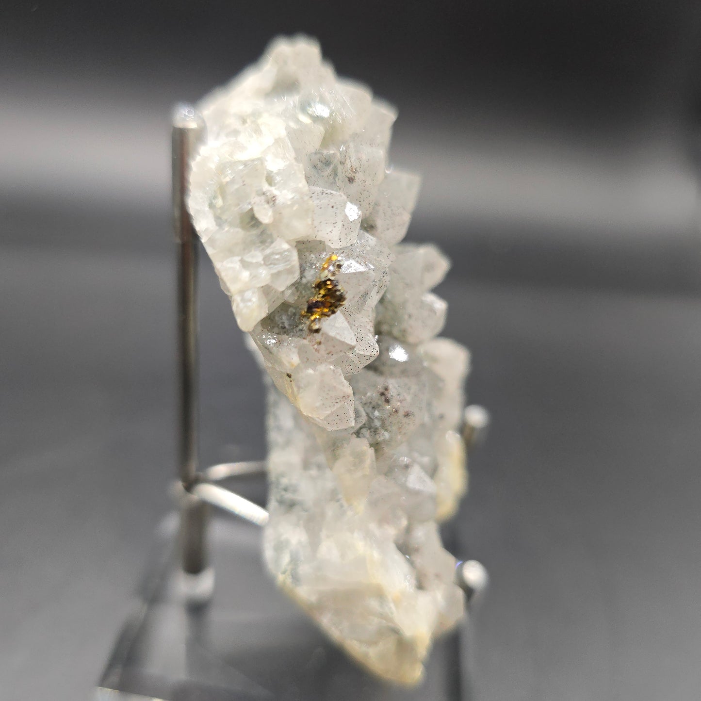 Quartz w Chalcopyrite China