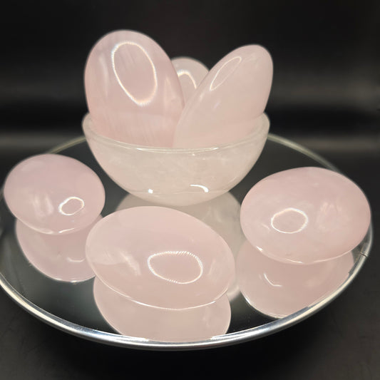 Mangano calcite palm stone