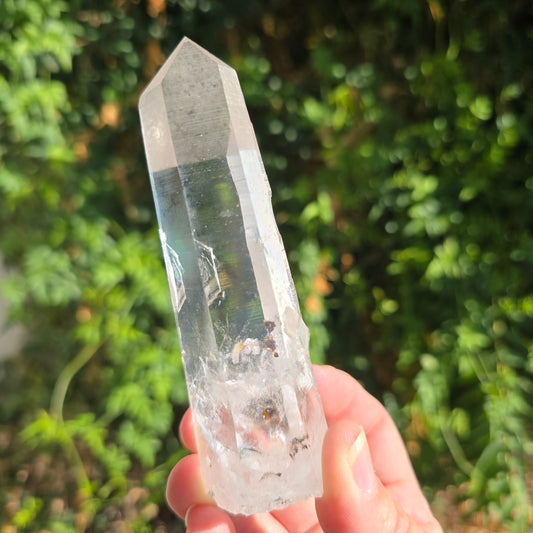 Lemurian Quartz w dendritic inclusions