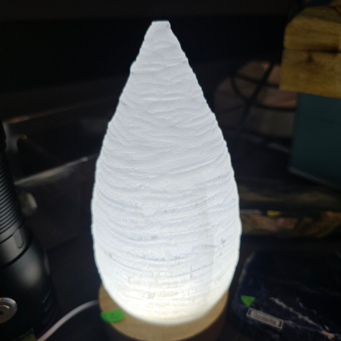 Selenite lamp
