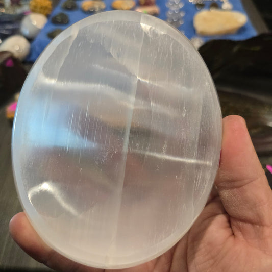 Selenite bowl
