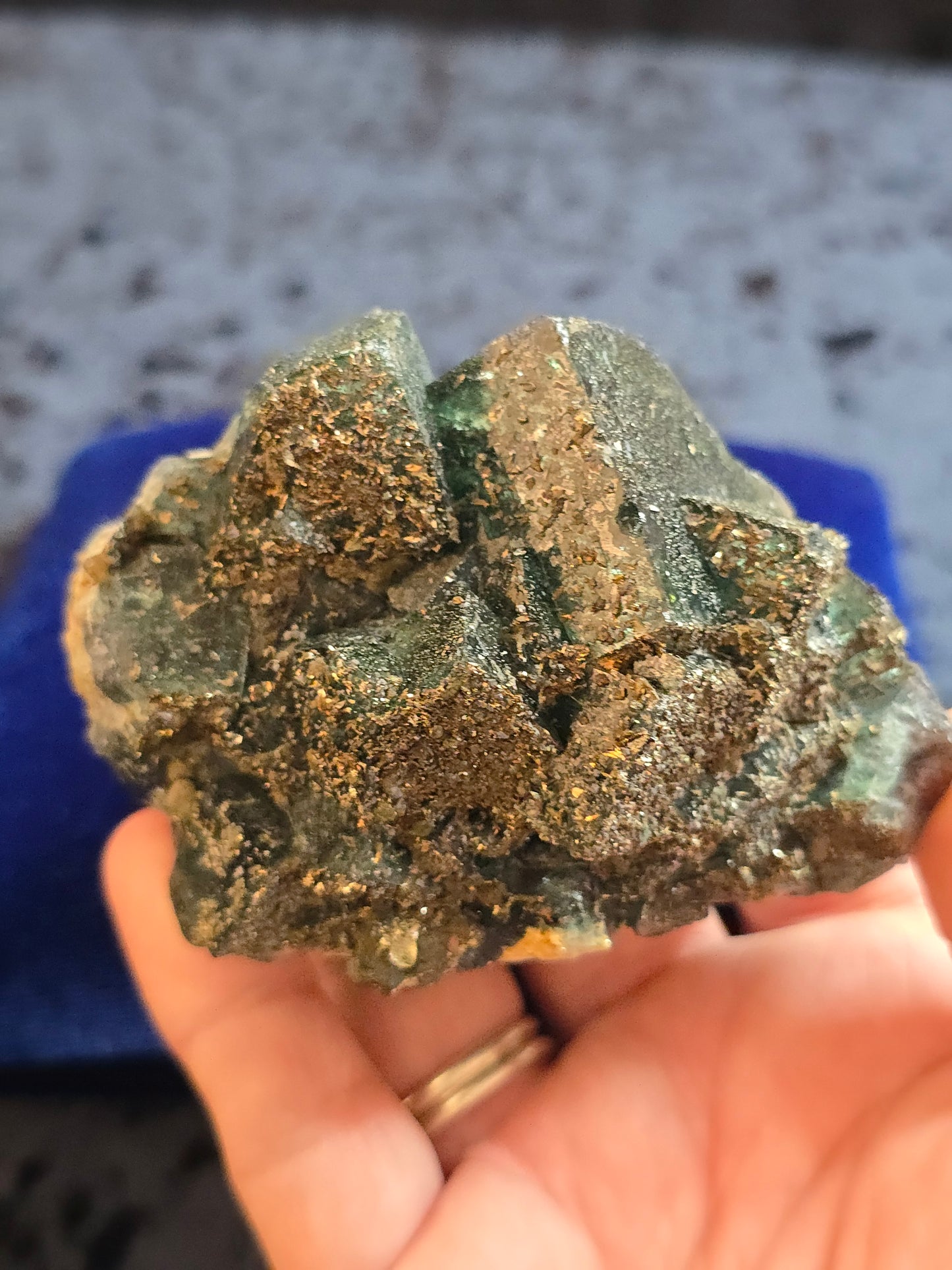 Fluorite w pyrite from Nigeria