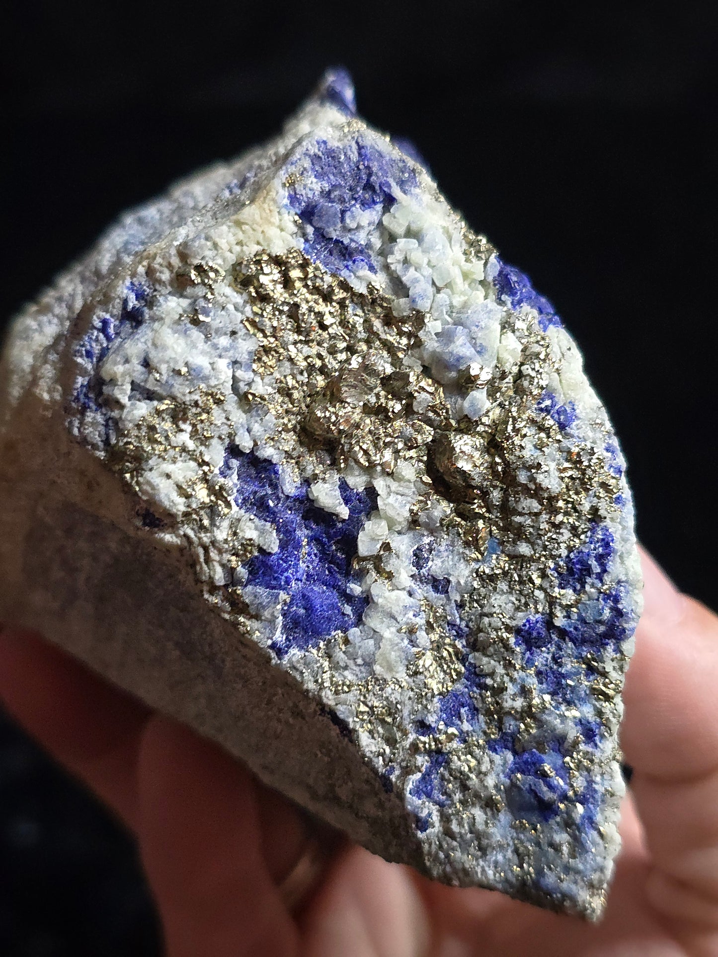 Lapis w pyrite specimen