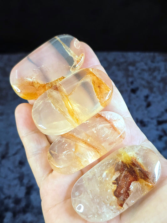 Quartz w hematite &iron inclusions