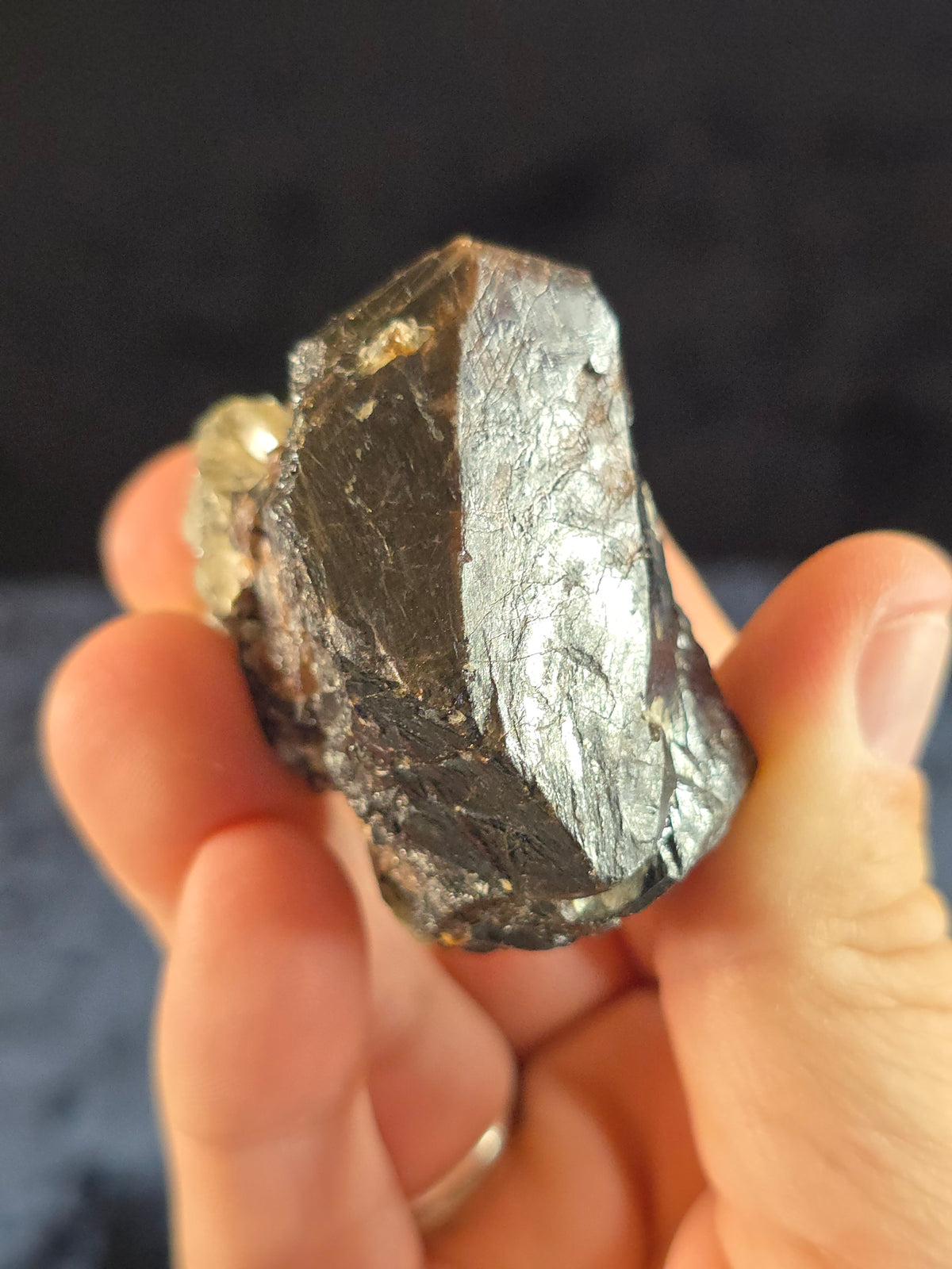 Cassiterite w Muscovite from Sichuan China