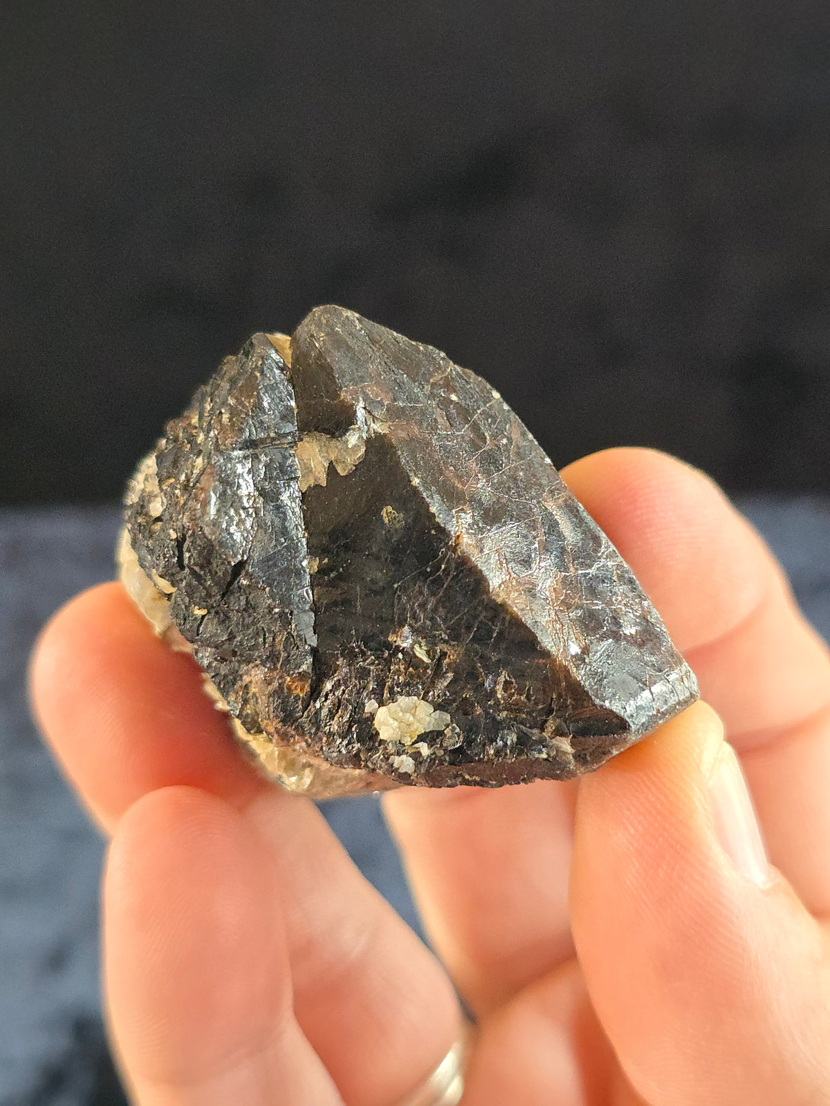 Cassiterite w Muscovite from Sichuan China