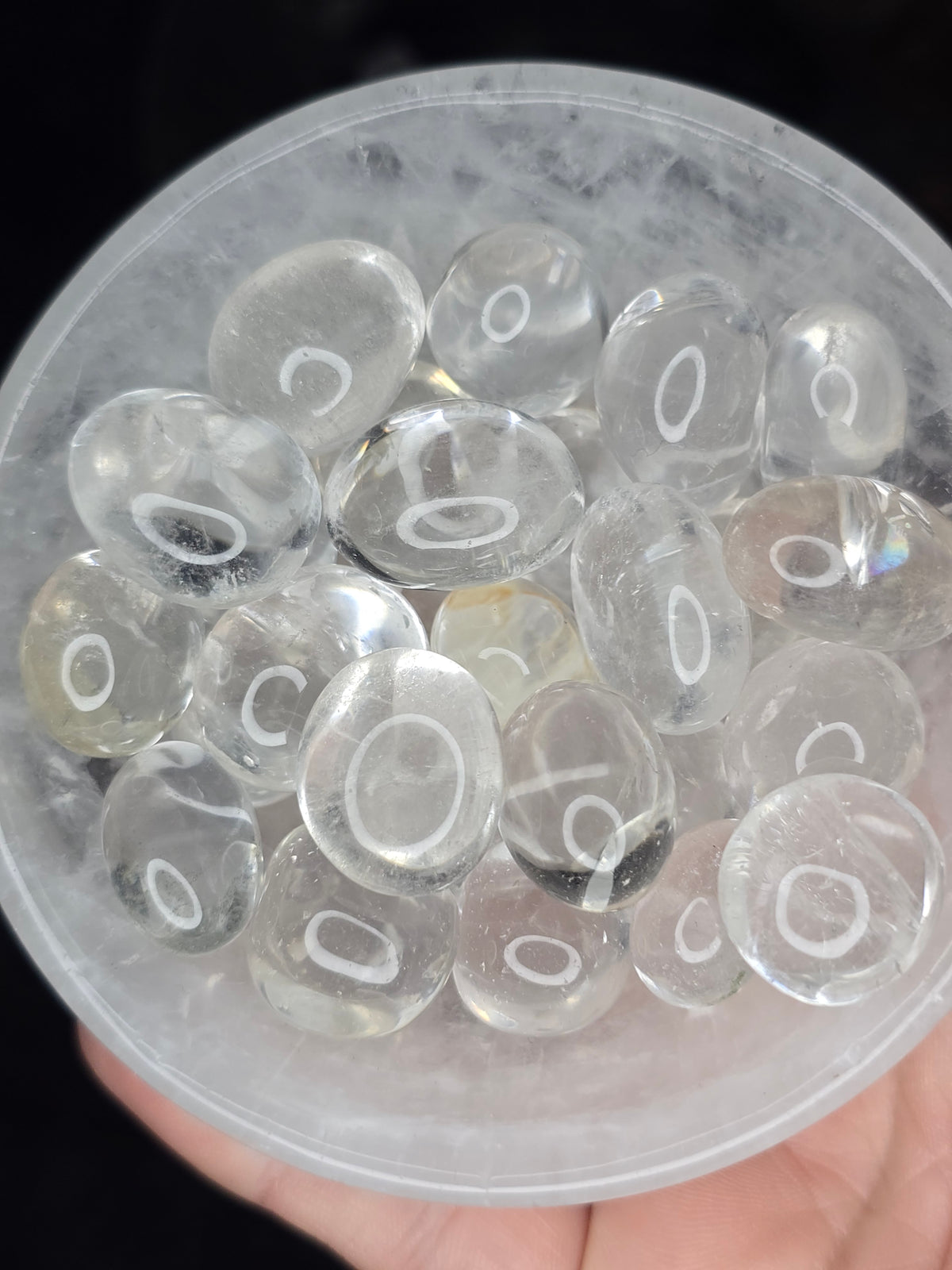 Clear quartz tumble