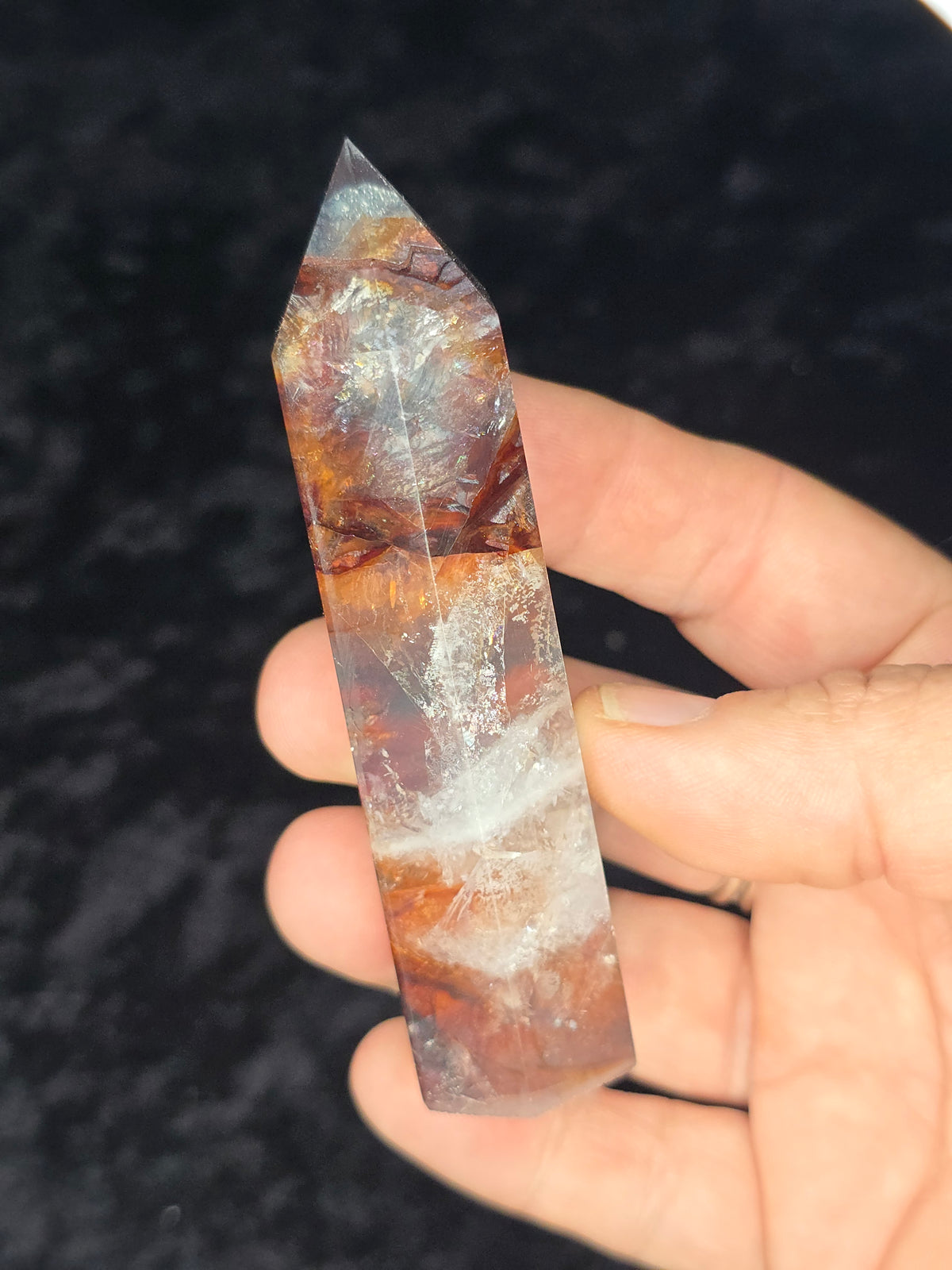 Hematoid quartz point