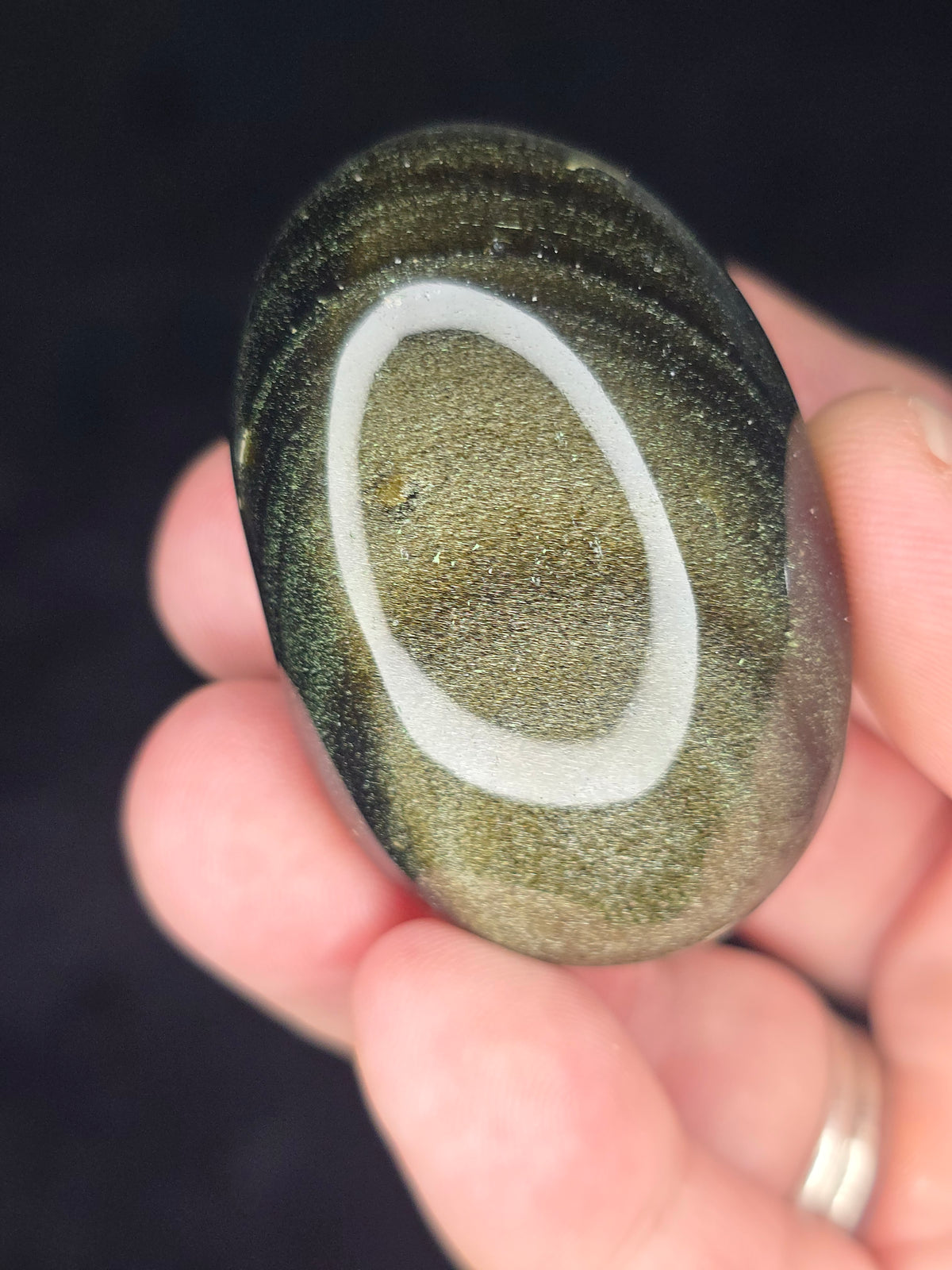 Sheen Obsidian palm stone Mexico