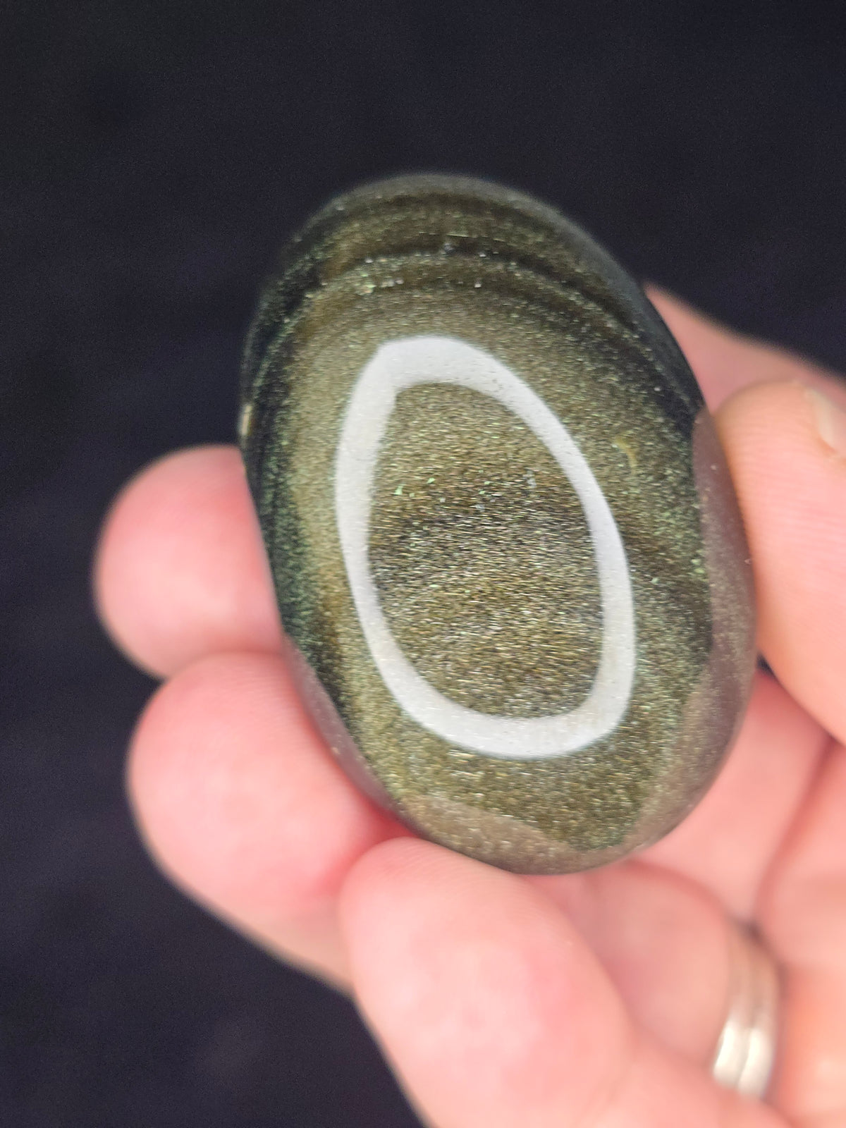 Sheen Obsidian palm stone Mexico