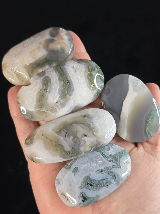 Moss Agate palm stone