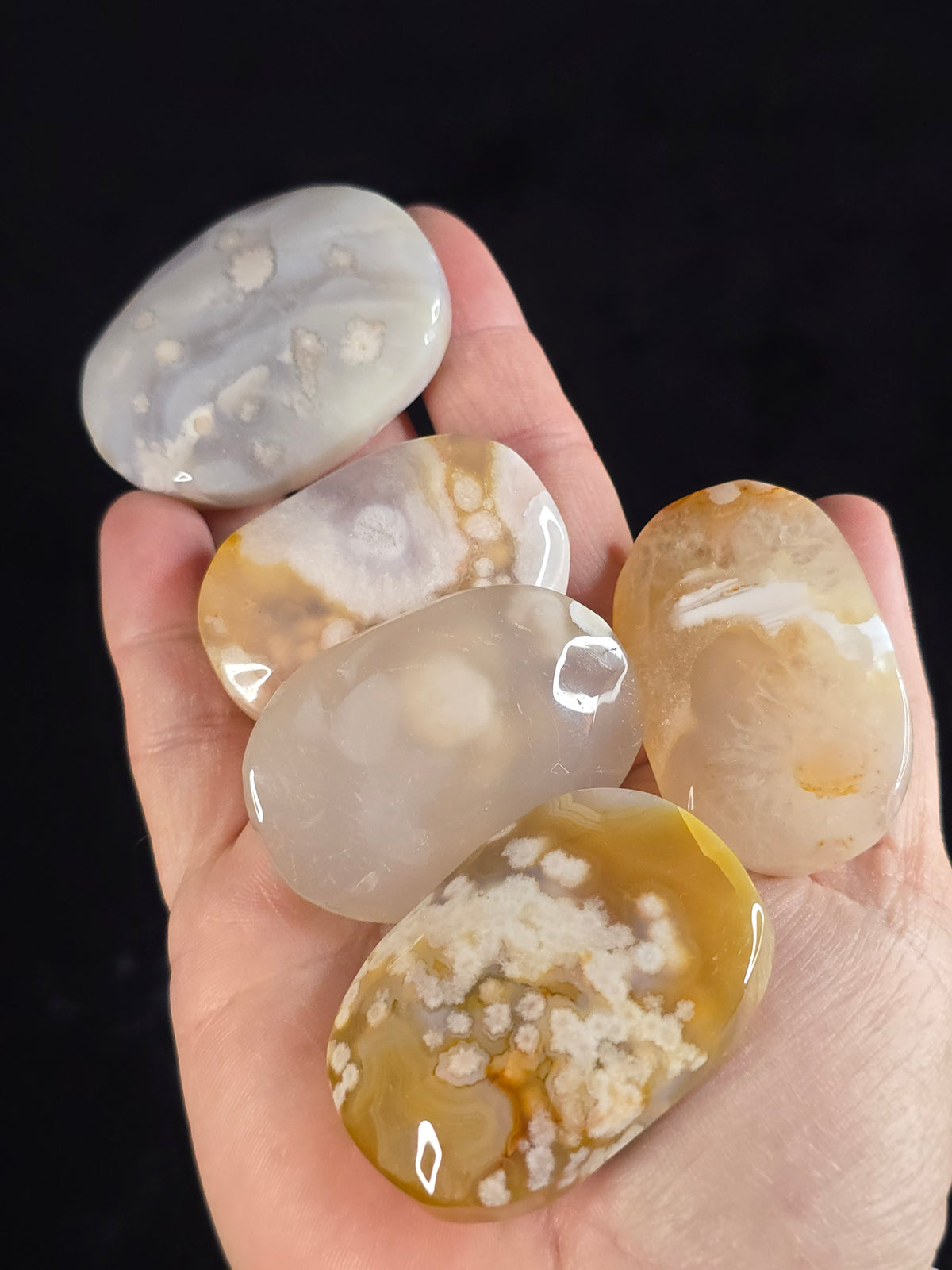 Flower Agate palm stone