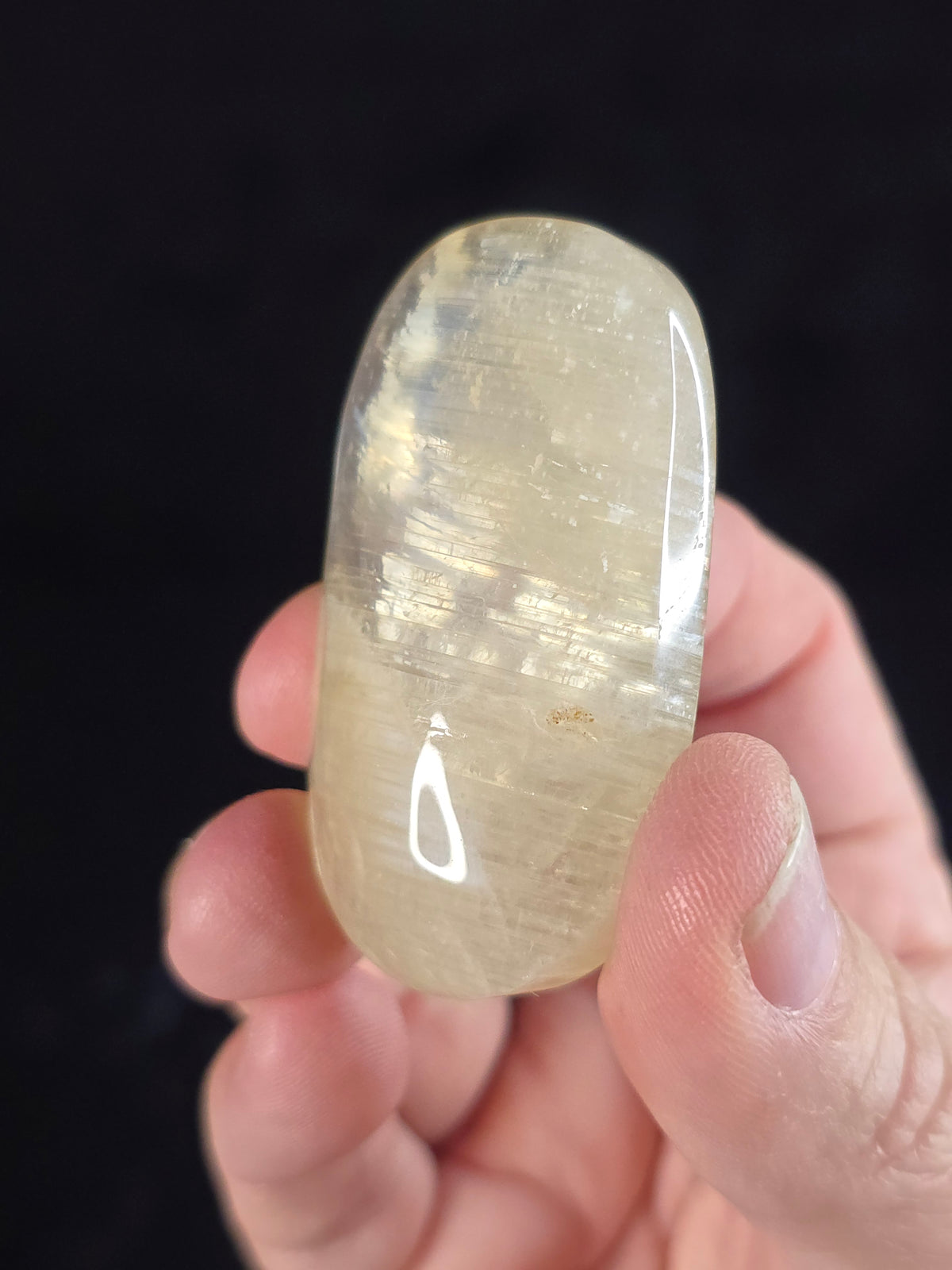 Moonstone palm stone