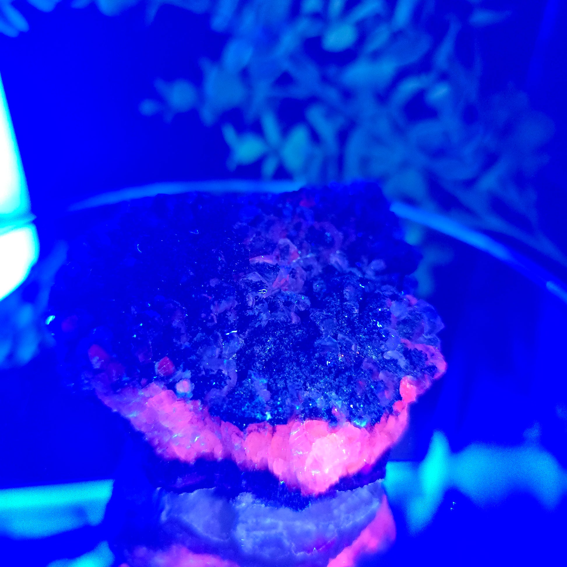 Calcite w hematite China 